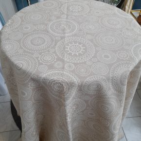 Mandala mintas luxus terítő bézs színben 