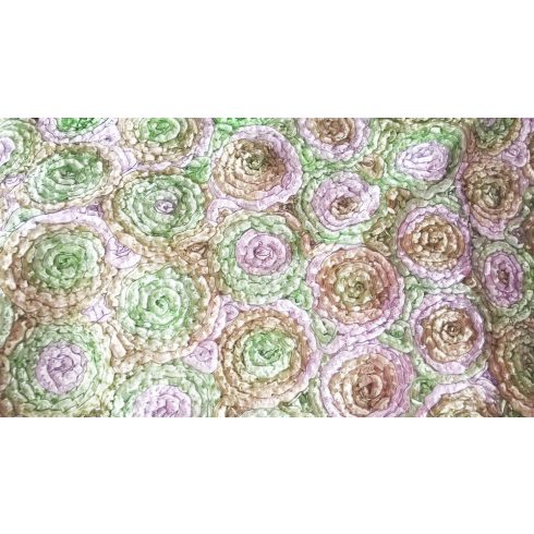 Zöld színű matt táblaabrosz bérlése rózsamotívumos kasírozással 