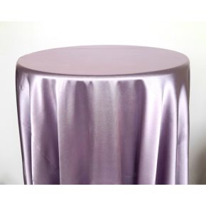 Levendula lila színű szatén körabrosz bérlése
